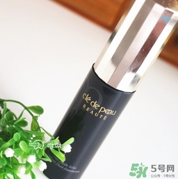 cpb粉底液和粉霜哪個(gè)好？cpb粉底液和粉霜區(qū)別