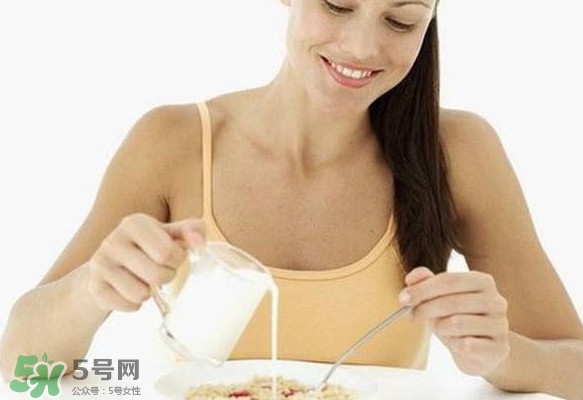 不吃早餐能不能減肥？不吃早餐能減肥嗎？