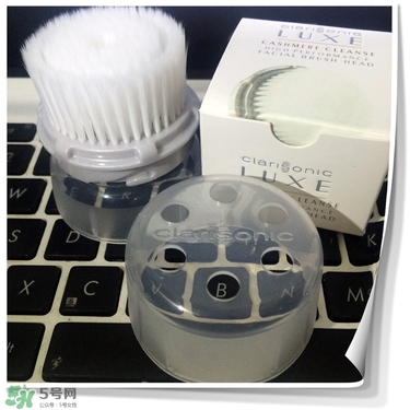 clarisonic mia fit洗臉刷怎么用？科萊麗mia fit洗臉刷使用方法