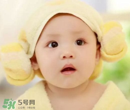 嬰兒濕疹是什么引起的？嬰兒濕疹是什么原因