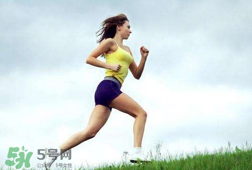 女生馬甲線怎么練？馬甲線多久能練出來