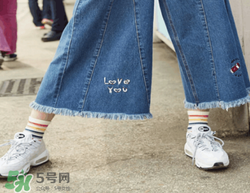 牛仔闊腿褲搭配什么鞋子？闊腿牛仔褲搭配什么鞋子好看？
