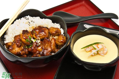 吃快餐抽兩瓶黑血是真的嗎？吃快餐血會(huì)變黑嗎？