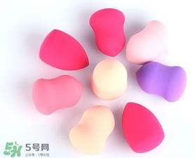 美妝蛋可以干用嗎？美妝蛋使用前要打濕嗎？