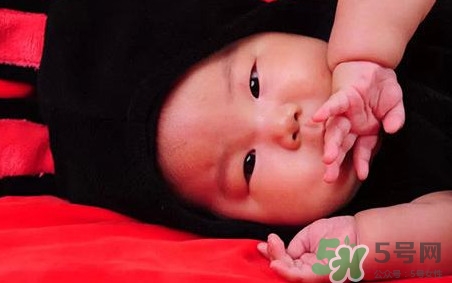 小兒扁桃體發(fā)炎吃什么藥？小兒扁桃體發(fā)炎吃什么消炎藥