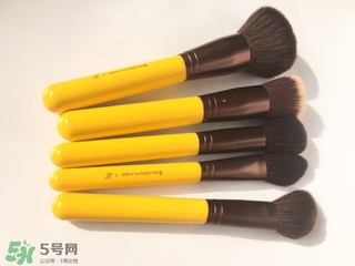 受受狼小黃鴨化妝刷怎么樣？受受狼小黃鴨化妝刷多少錢？