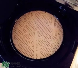 ysl蕾絲氣墊粉餅怎么用？ysl超模蕾絲氣墊粉餅使用方法