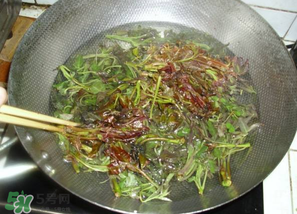 香椿為什么要焯水？香椿怎么焯水？