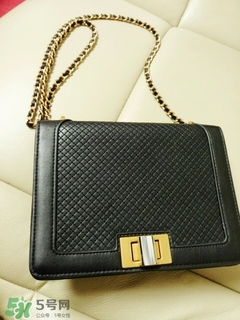charles keith是什么牌子？屬于什么檔次