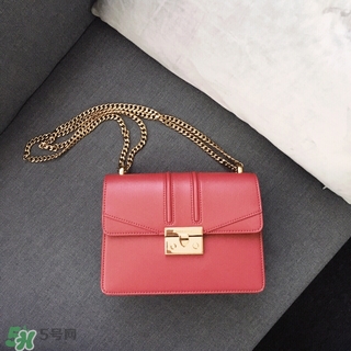 charles keith是什么牌子？屬于什么檔次