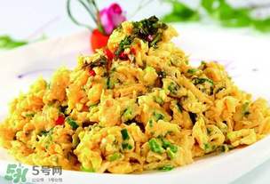 香椿可以炒鴨蛋嗎？香椿炒鴨蛋有什么好處？