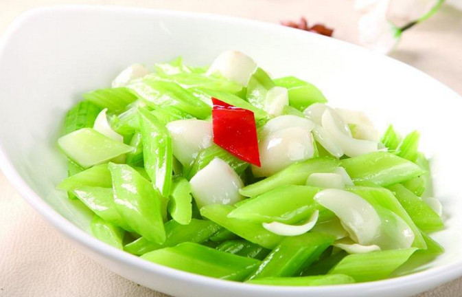 水芹菜和芹菜一樣嗎？水芹菜和芹菜的區(qū)別