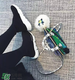 今年流行乾隆皇帝的鞋是什么牌子？乾隆皇帝同款鞋是哪個(gè)品牌？