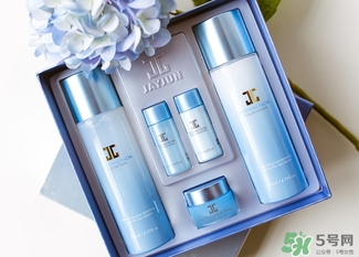 jayjun水乳套盒粉色藍(lán)色那個好？jayjun水乳粉色藍(lán)色區(qū)別