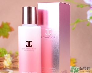 jayjun水乳套盒粉色藍(lán)色那個好？jayjun水乳粉色藍(lán)色區(qū)別