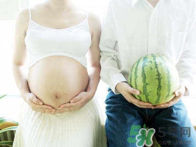 孕期高潮宮縮會(huì)怎樣？孕期高潮對小孩有害嗎？
