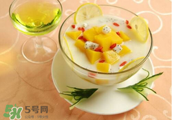 香椿和酸奶能一起吃嗎？香椿能和酸奶一起吃嗎？