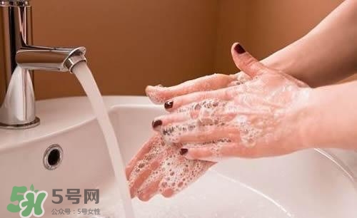 手膜做完要洗手嗎？手膜做完要不要洗手？