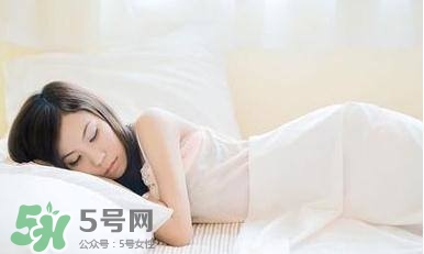 女性經(jīng)期性欲太強(qiáng)怎么辦？經(jīng)期行房有什么害處？