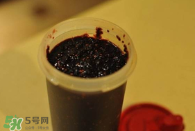 桑葚能染頭發(fā)嗎？桑葚染發(fā)劑自制