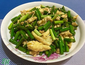 蒜苗能和雞蛋一起吃嗎？蒜苗可以炒雞蛋嗎？