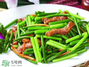 蒜苔不能和什么一起吃？蒜薹不能和什么一起吃？