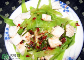 萵筍能和豆腐一起吃嗎？豆腐和萵筍可以一起吃嗎？