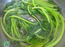 茼蒿要焯水嗎？炒茼蒿用焯水嗎