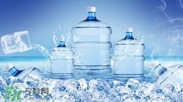 純凈水和礦泉水哪個好？純凈水和礦泉水的區(qū)別