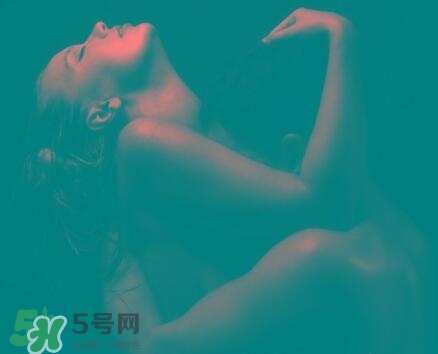 什么時候第一次性行為合適？第一次性行為的年齡