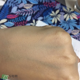 混油敏感肌用什么粉底液？敏感混油皮用的粉底液