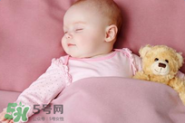 寶寶用的碗可以用洗潔精洗嗎？寶寶用的碗用洗潔精洗好不好？
