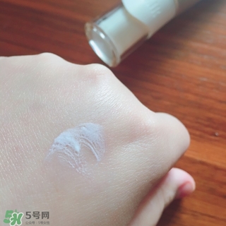 資生堂悅薇和怡麗絲爾哪個(gè)好？資生堂悅薇和怡麗絲爾對(duì)比