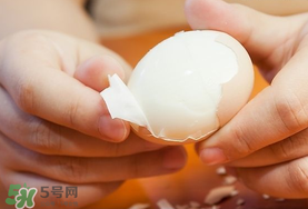 蝦爬子能和雞蛋一起吃嗎？蝦爬子和雞蛋能同吃嗎？