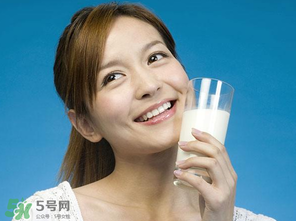 吃完蝦爬子能喝牛奶嗎？蝦爬子能和牛奶一起吃嗎？