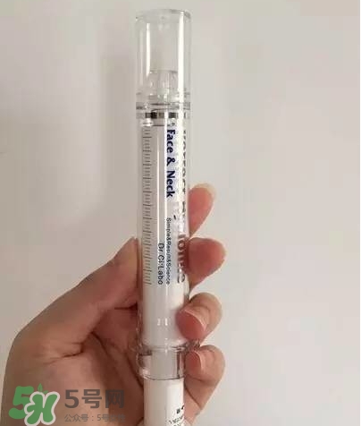 藍(lán)紫根去法令紋有用嗎？藍(lán)紫根法令紋棒可以去法令紋嗎？