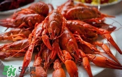 油燜大蝦怎么做好吃？正宗潛江油燜大蝦做法