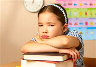 孩子總是無理取鬧不聽話該怎么辦？孩子不聽話無理取鬧怎么教育？