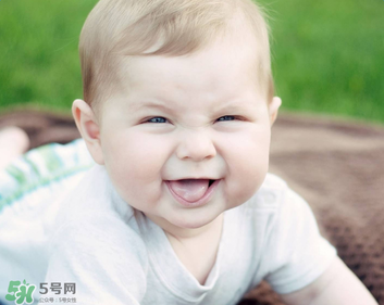 寶寶嗓子啞了該怎么辦？寶寶嗓子護養(yǎng)怎么做？