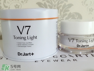 蒂佳婷素顏霜孕婦可以用嗎？v7素顏霜孕婦可以用嗎