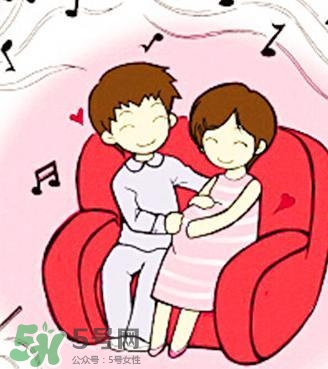 孕婦摸肚子對(duì)胎兒有什么危害嗎？孕婦摸肚子的正確方法？