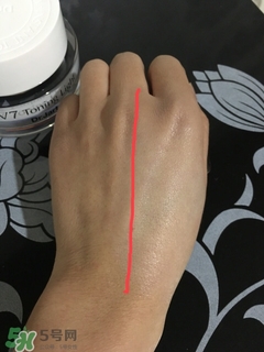 蒂佳婷素顏霜孕婦可以用嗎？v7素顏霜孕婦可以用嗎