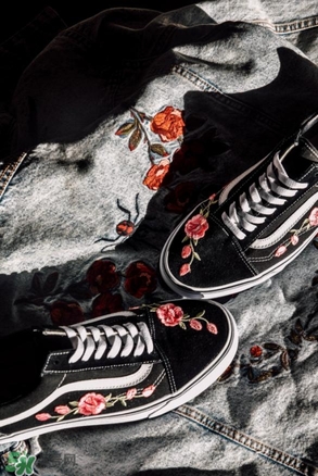 amac customs與vans高定鞋子多少錢？