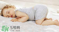 孩子發(fā)燒到39度該怎么辦？ 孩子39度能用物理降溫嗎？