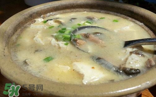 泥鰍湯孕婦可以喝嗎？孕婦能喝泥鰍湯嗎