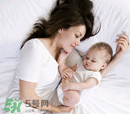 生完孩子后掉頭發(fā)是正常的嗎？產(chǎn)后掉發(fā)掉多少屬于正常?