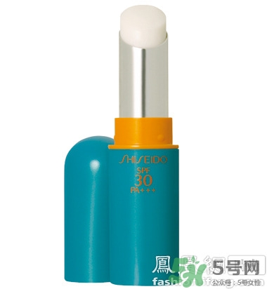 防曬唇膏要卸妝嗎？防曬潤唇膏要卸妝嗎