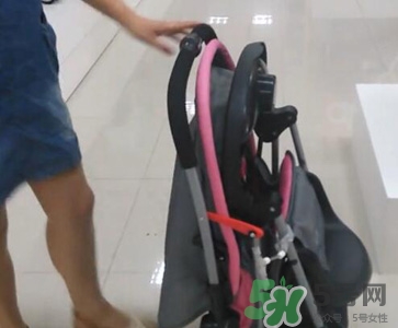 好孩子?jì)雰很囋趺凑郫B？好孩子?jì)雰很囌郫B步驟圖