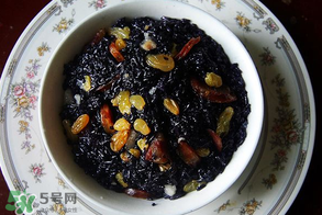烏飯用什么葉子煮？烏飯用什么葉子圖片？