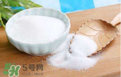 鹽水洗鼻用什么鹽？鹽水洗鼻可以用食鹽嗎？